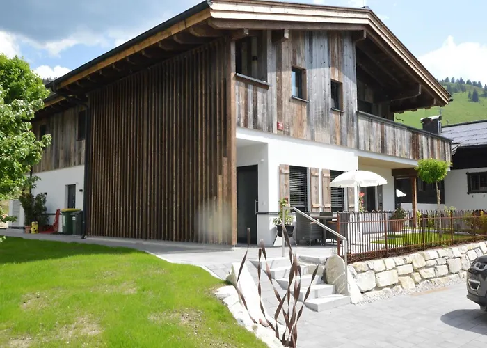 Schneegloeckchen * Maria Alm am Steinernen Meer